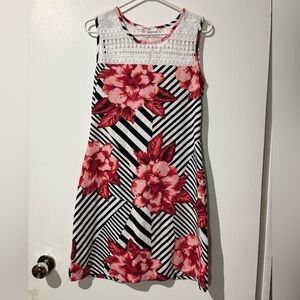 🎉4/30$🎉 Black and Pink Sleeveless Sheath Mini Dress🌸🖤